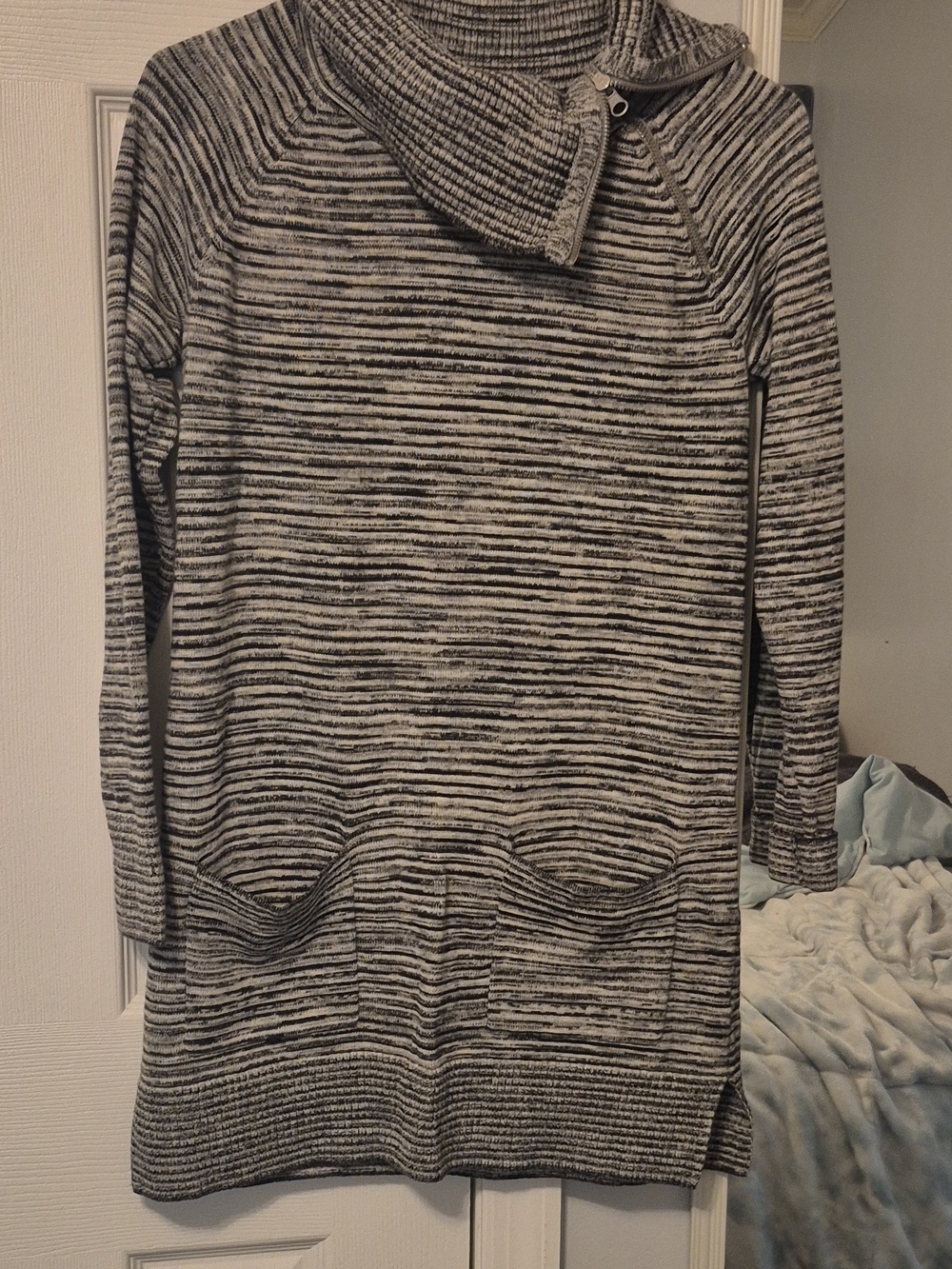 eight eight eight Women's Gray Striped Turtleneck Sweater